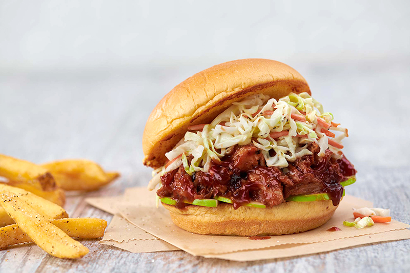 BBQ PULLED PORK SANDIWCH